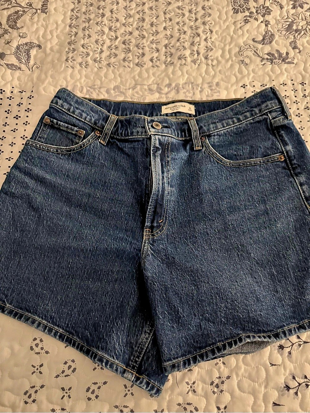 Abercrombie & Fitch The Dad Short High Rise High Rise Denim Jean Shorts Waist 31